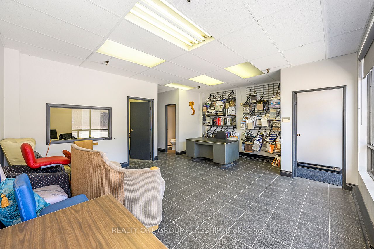 Additional image 4 of 17-7171 Torbram Road, Mississauga, ON, L4T 3W4