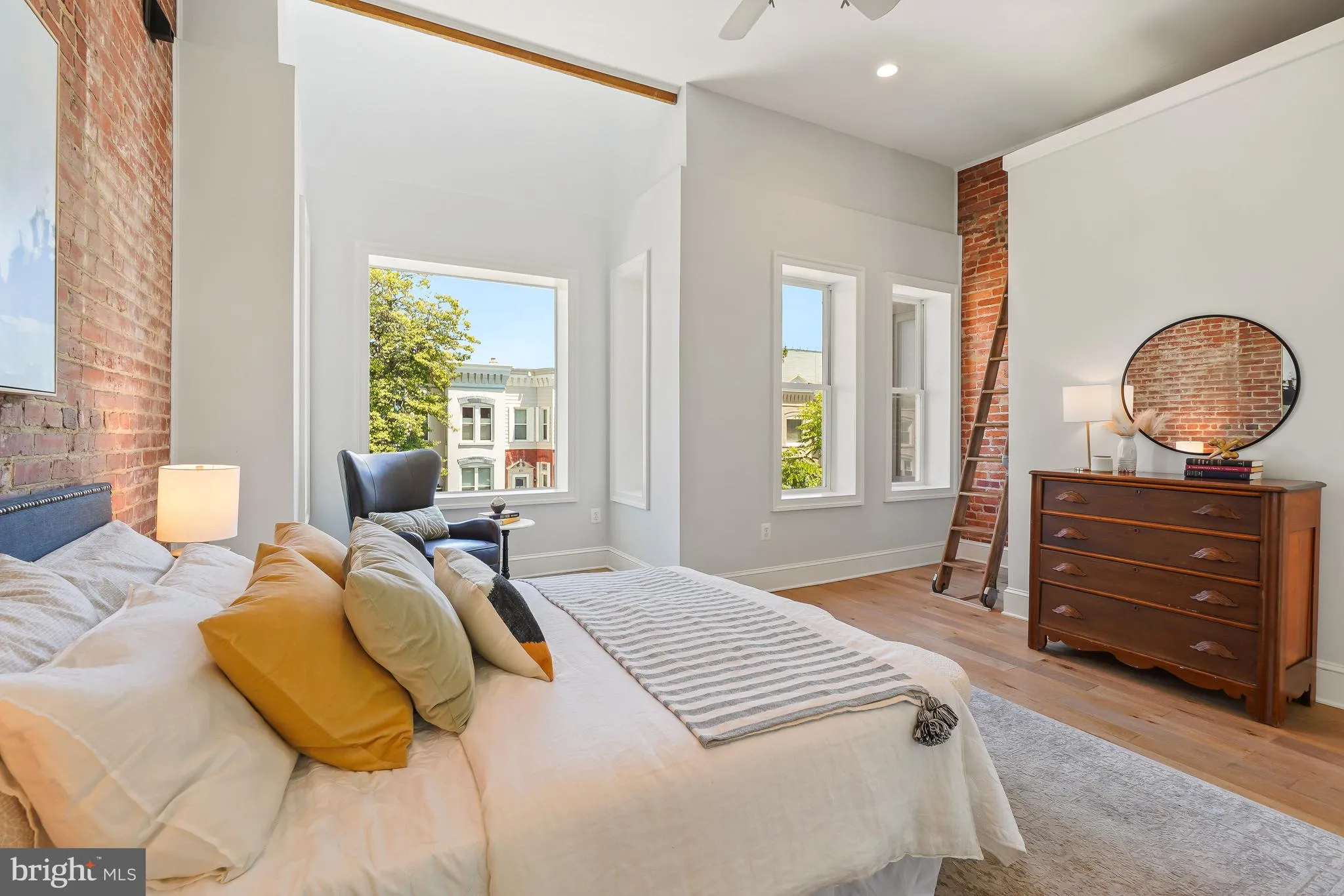 Additional image 71 of 822 11th Street NE, Washington, DC 20002