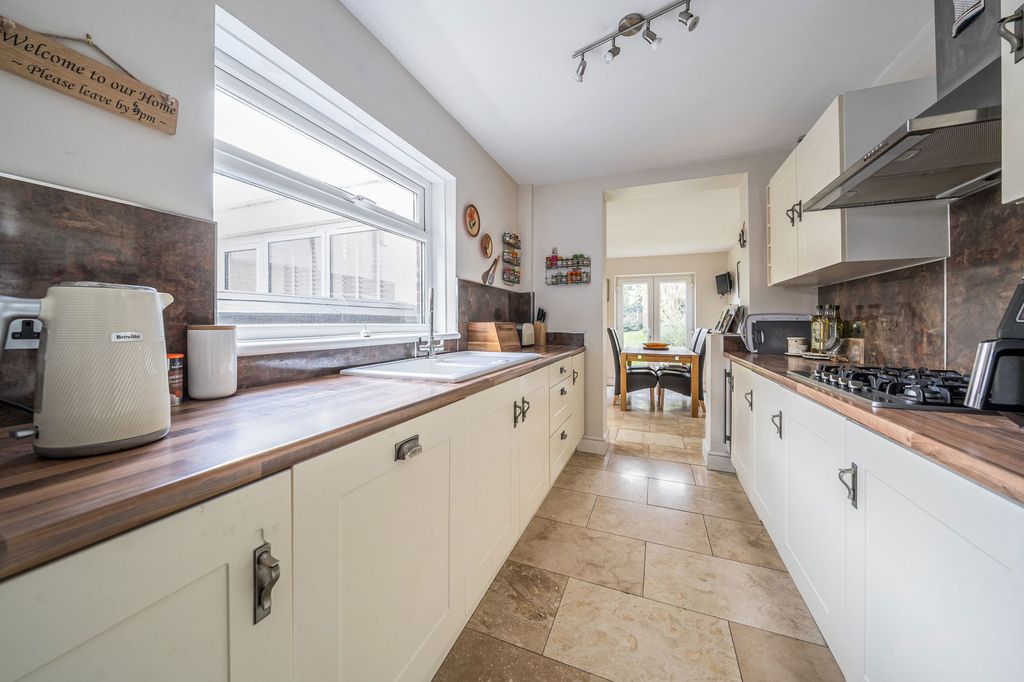 Additional image 7 of 3 bed semi-detached house for saleMonkton Road, Minster, Ramsgate CT12