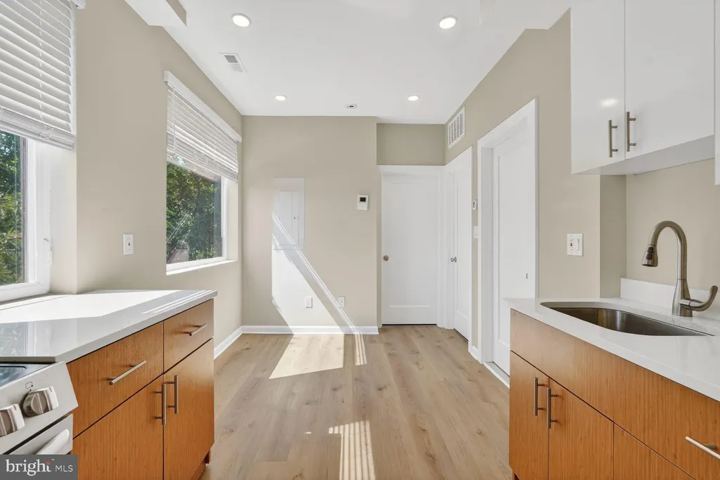 Additional image 6 of 1307 K Street SE Unit 301, Washington, DC 20003