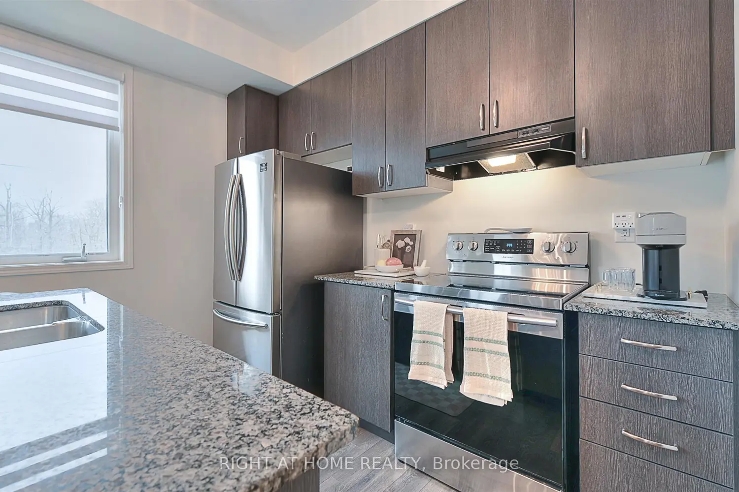 Additional image 4 of 1148 Dragonfly Avenue 403