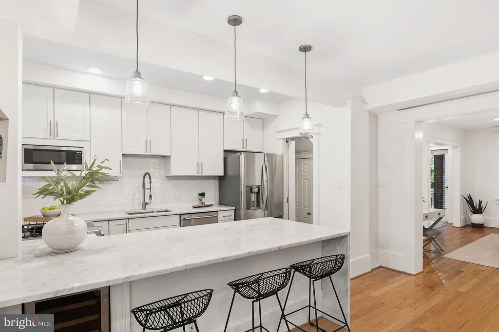 Additional image 7 of 2442 39th Street NW, Washington, DC 20007
