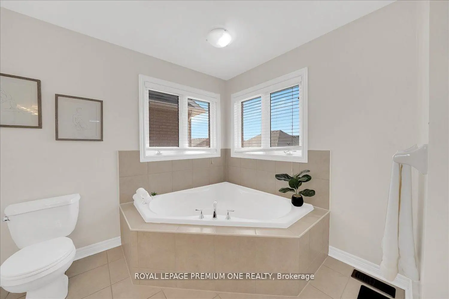 Additional image 11 of 30 Monabelle Crescent