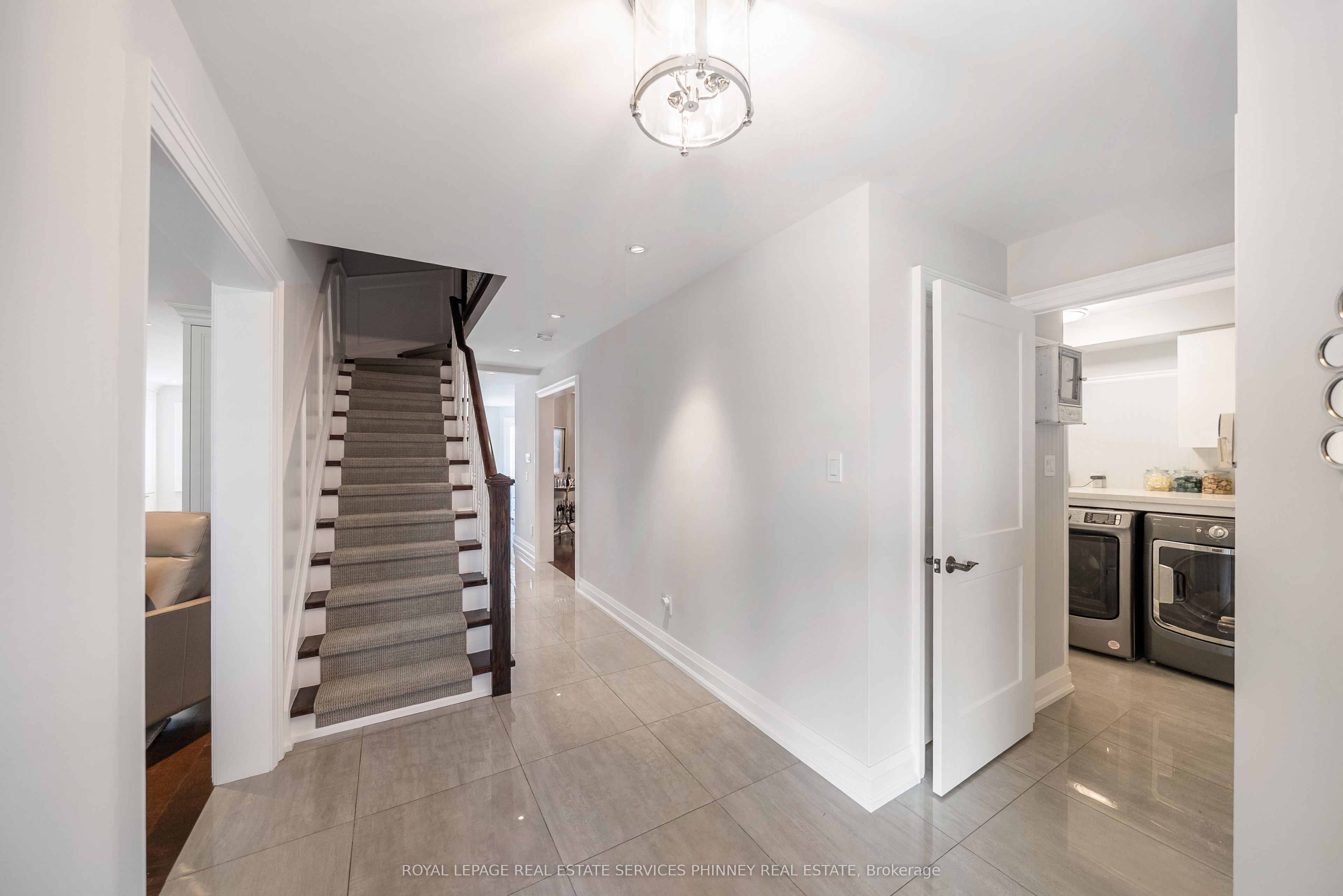 Additional image 4 of 2400 Eden Valley Drive, Oakville, ON, L6H 6K9