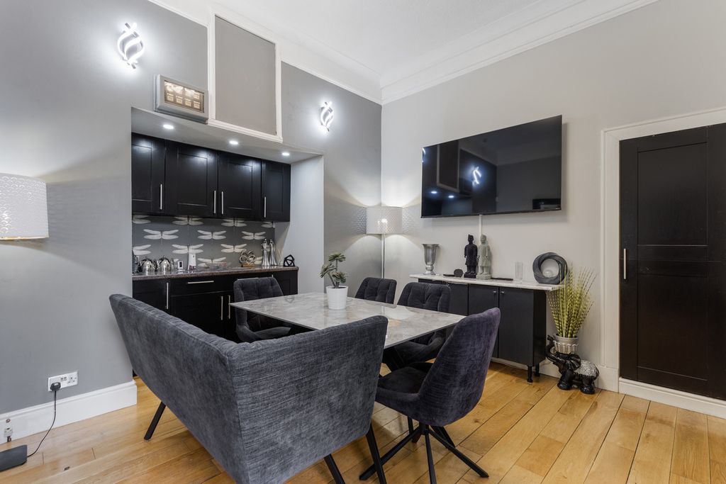Additional image 13 of 6 bed semi-detached house for saleSpringhill Avenue, Airdrie ML6