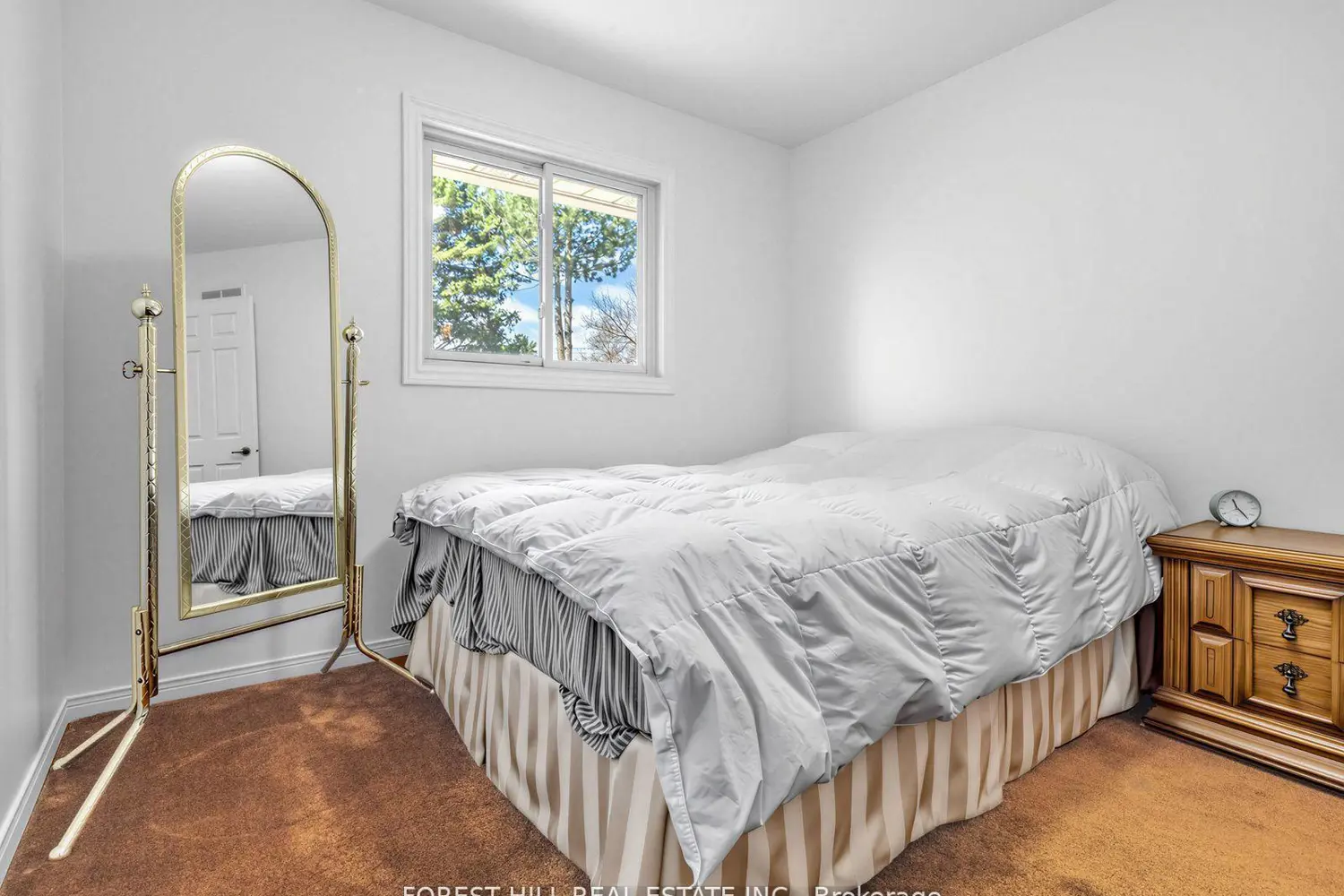 32 Saddletree Drive photo 5