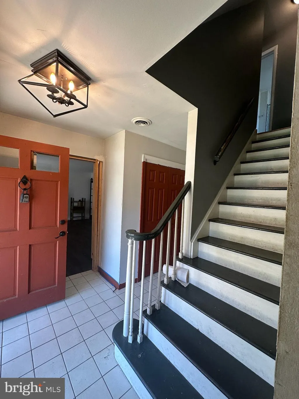 Additional image 2 of 93 S Skyward Drive, Newark, DE 19713