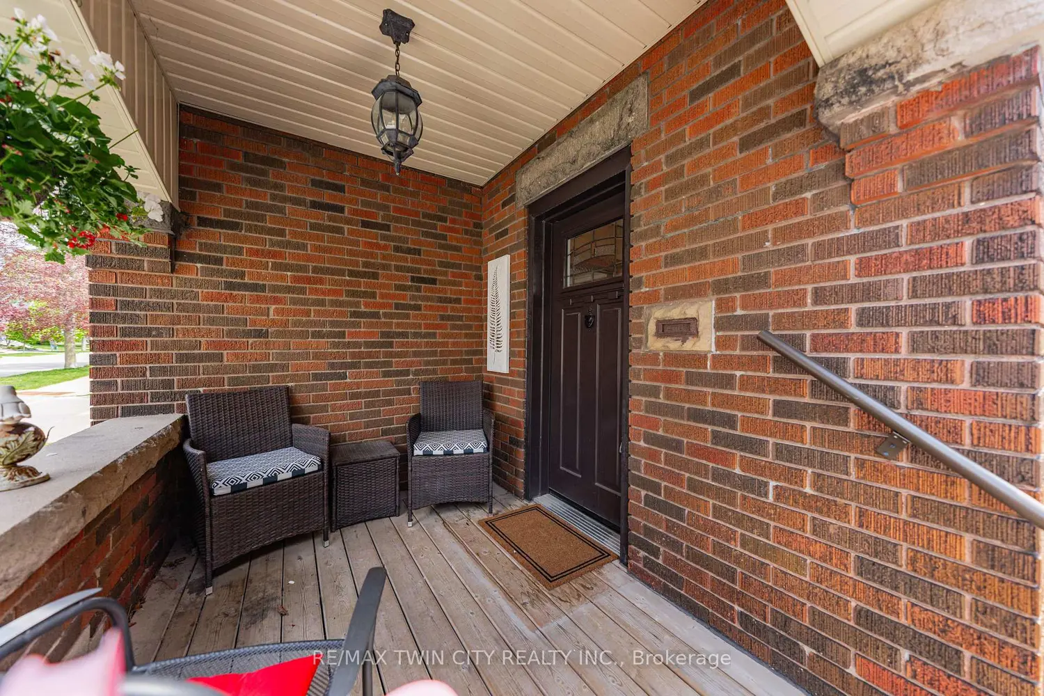 Additional image 2 of 39 Borden Avenue