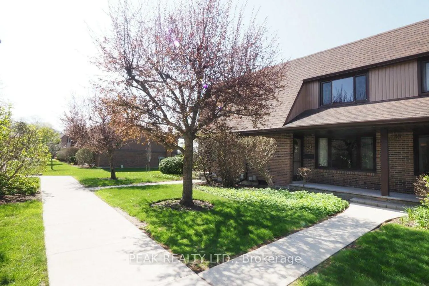 279 Sandowne Drive 32