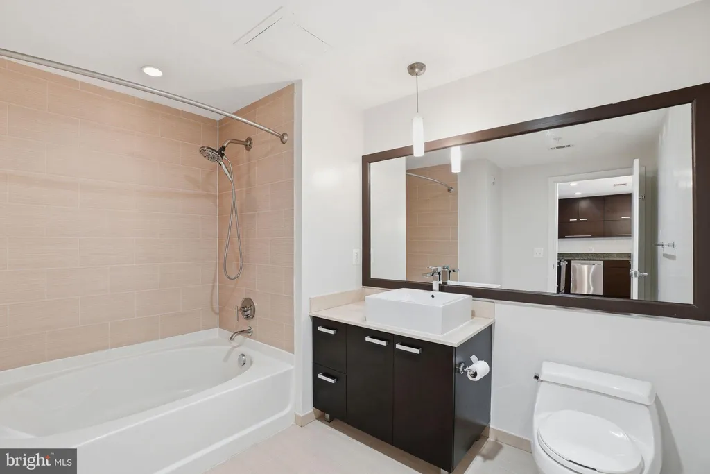 Additional image 20 of 1010 Massachusetts Avenue NW Unit 812, Washington, DC 20001