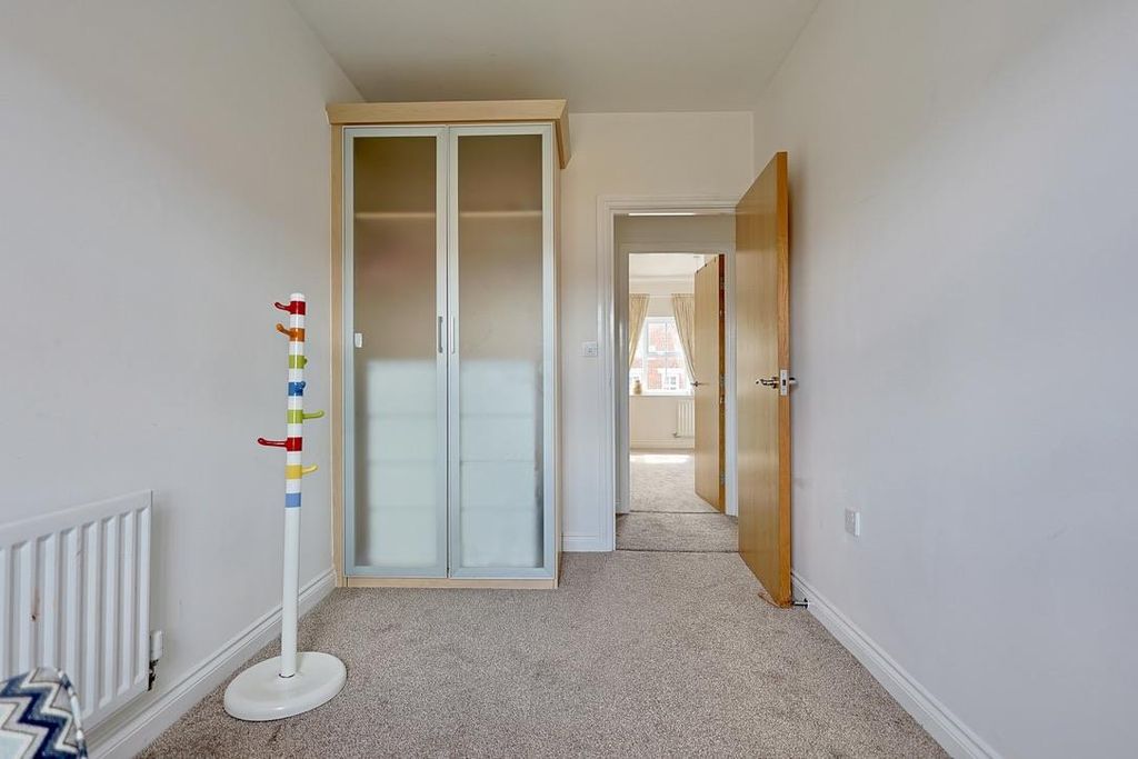 Additional image 33 of 5 bed end terrace house for saleFeatherstone Grove, Newcastle Upon Tyne NE3