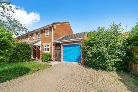 Fletcher Close, London E6