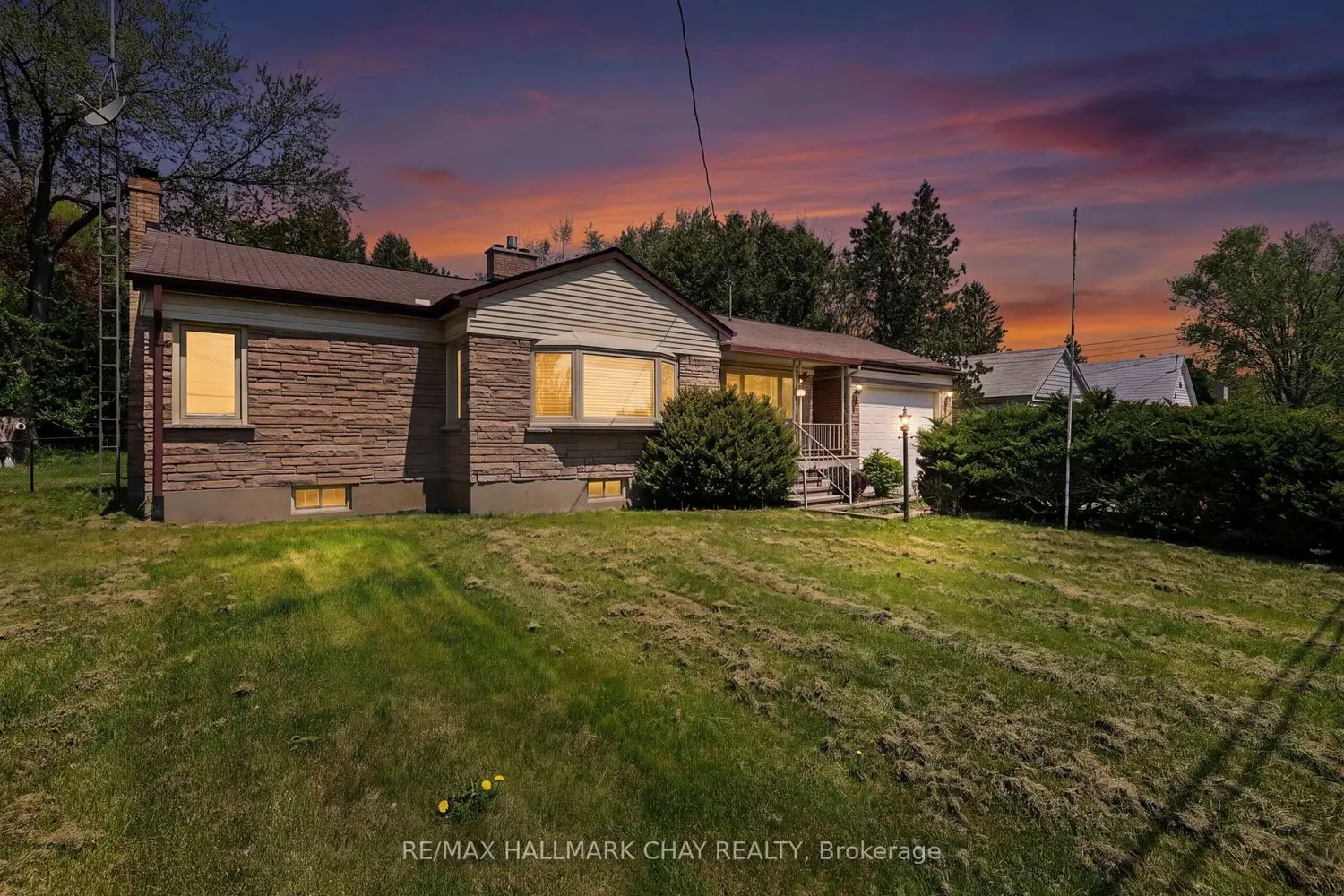 2512 Bloomington Road photo 3