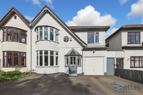 Queens Drive, Wavertree L15