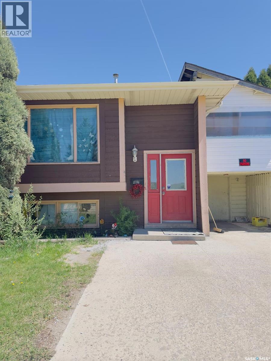 1607 Acadia Drive, Saskatoon, SK, S7H5K7