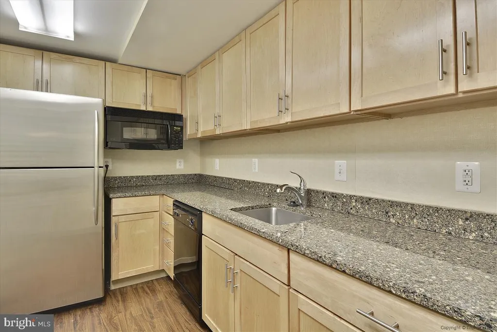 Additional image 25 of 940 25th Street NW Unit 817-S, Washington, DC 20037