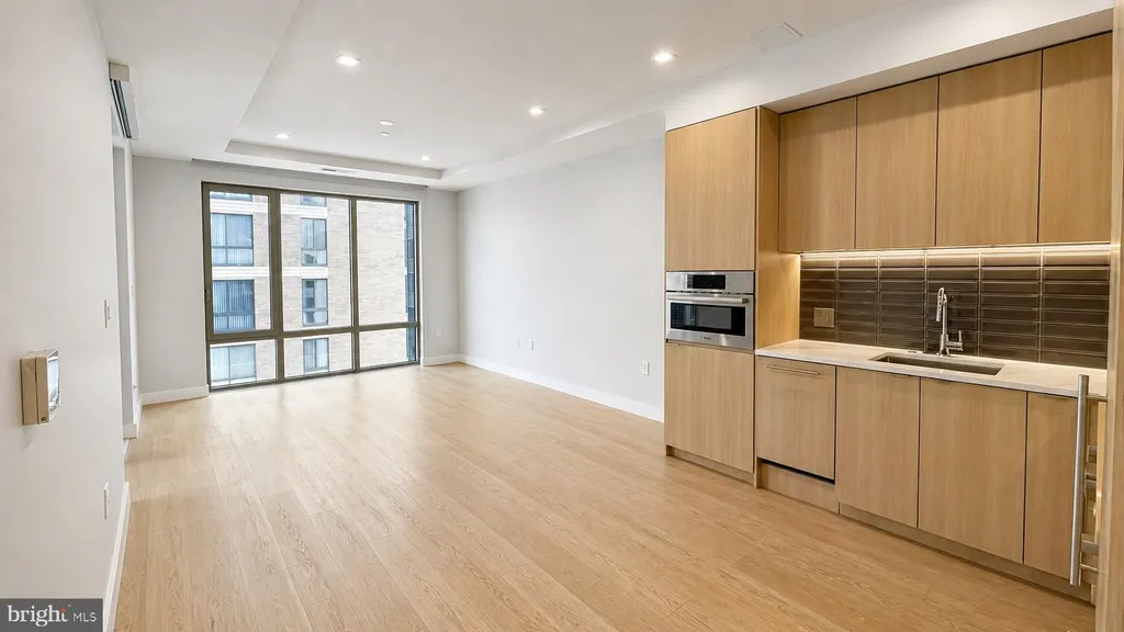 Additional image 17 of 1224 M Street NW Unit 304, Washington, DC 20005