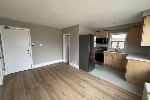 Additional image 8 of 7-108 Grandville Avenue, Toronto, ON, M6N 4V2