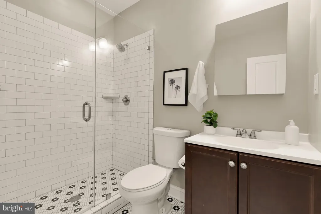 Additional image 14 of 1018 13th Street SE Unit 2, Washington, DC 20003