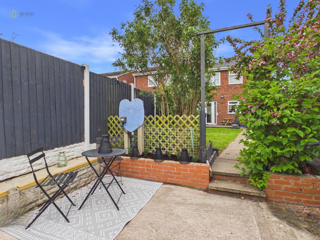 Additional image 3 of 3 bed semi-detached house for saleFontenaye Road, Tamworth B79
