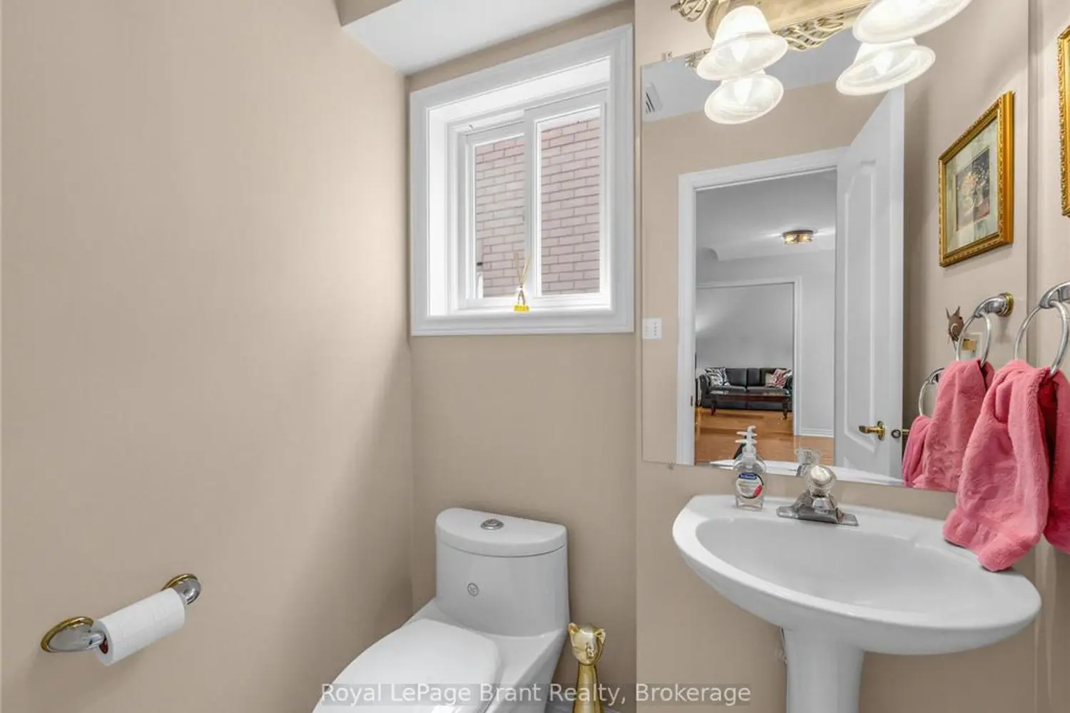 Additional image 8 of 7 Luba Avenue