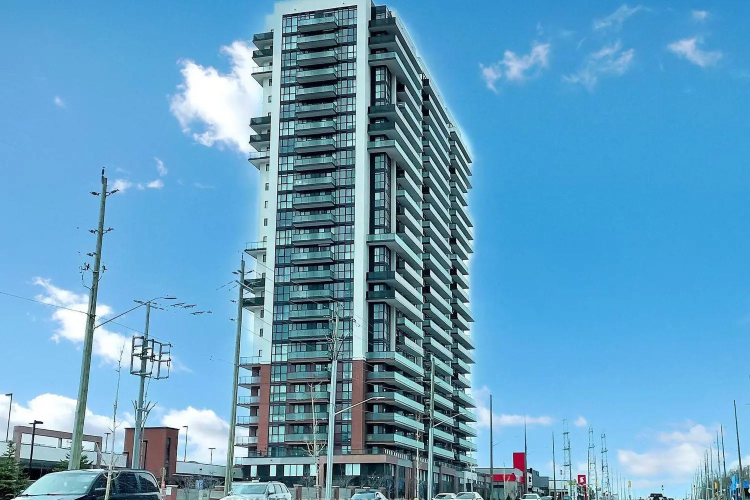 Additional image 3 of 2550 Simcoe Street 407