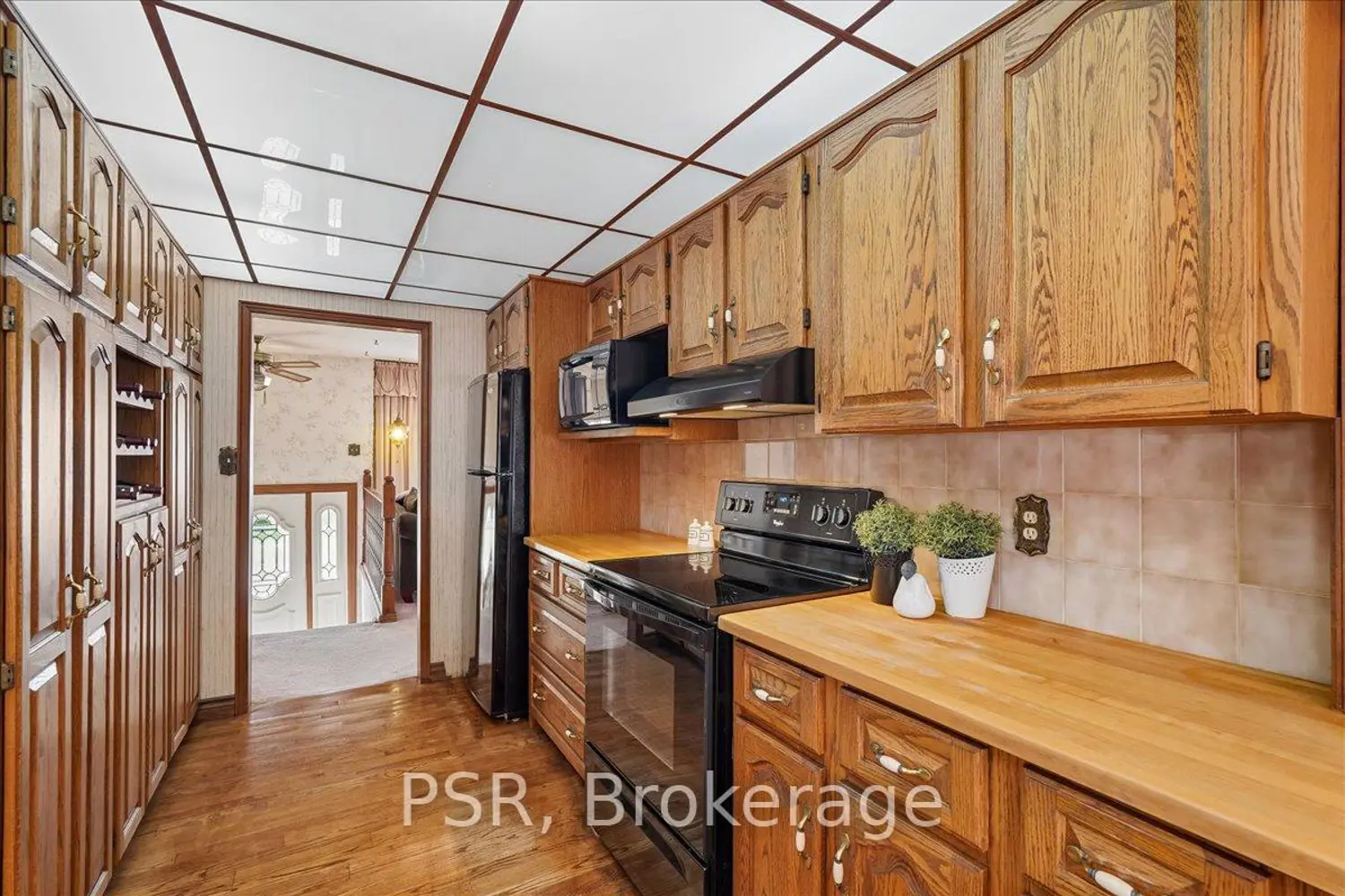 Additional image 4 of 2204 Cartier Crescent