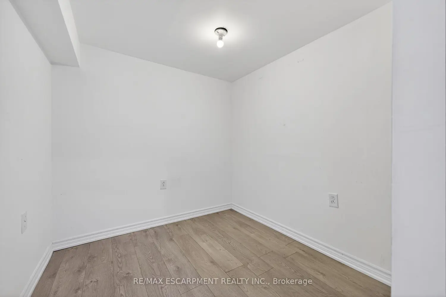 Additional image 16 of 1675 Upper Gage Avenue 47