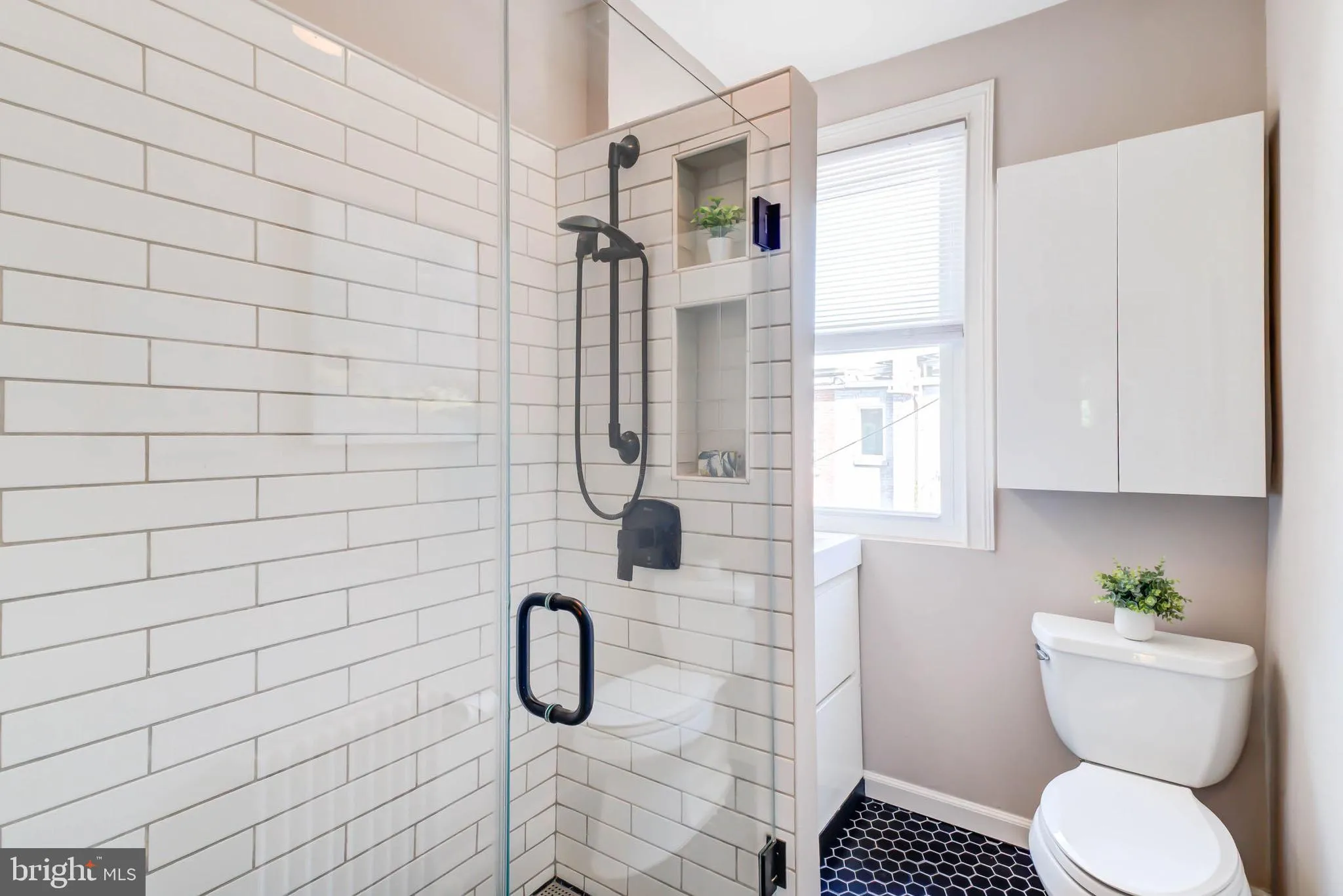 Additional image 21 of 775 Hobart Place NW, Washington, DC 20001