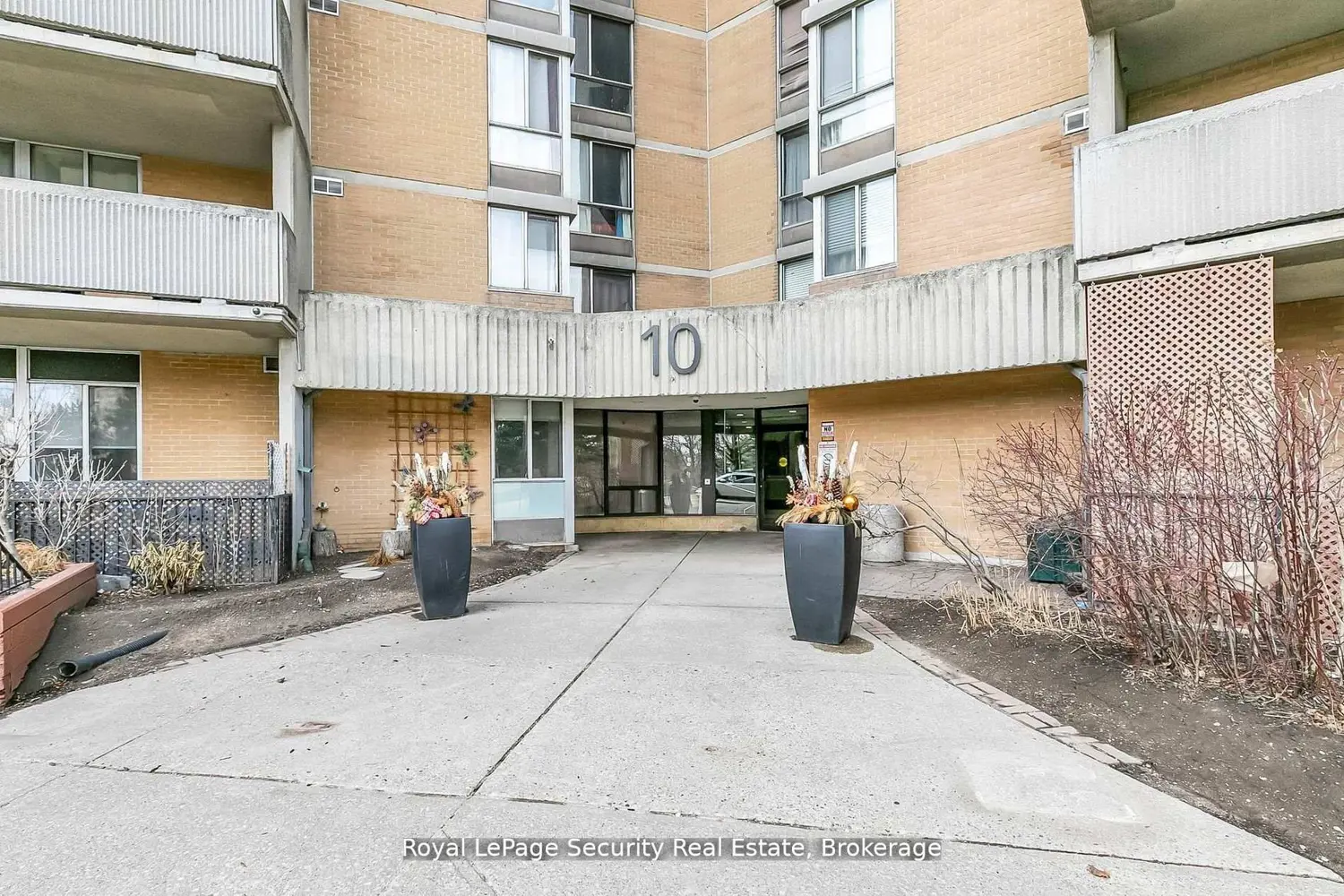 10 Martha Eaton Way 2413