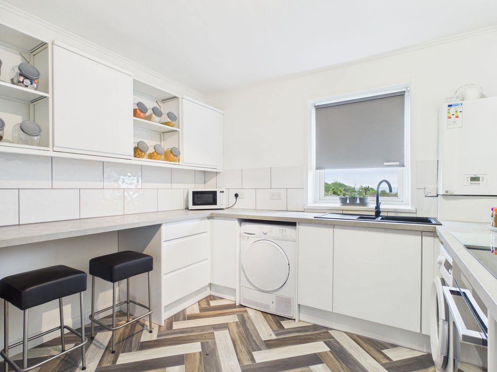 Additional image 3 of 3 bed flat for saleLennox Drive, Clydebank G81