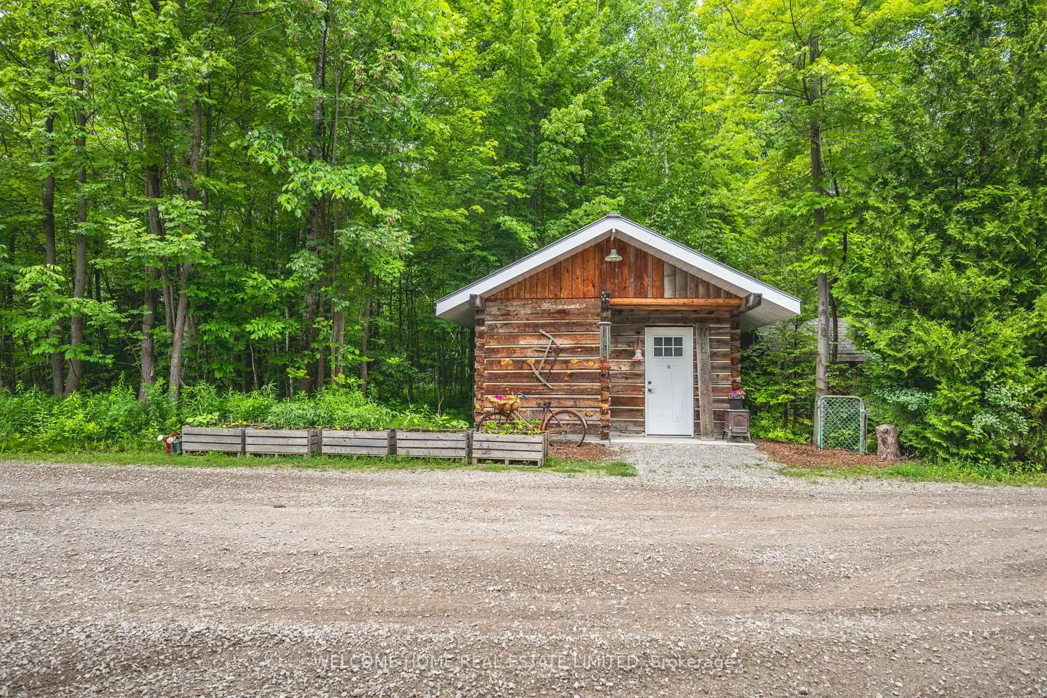 Additional image 14 of 8071 4Th Line