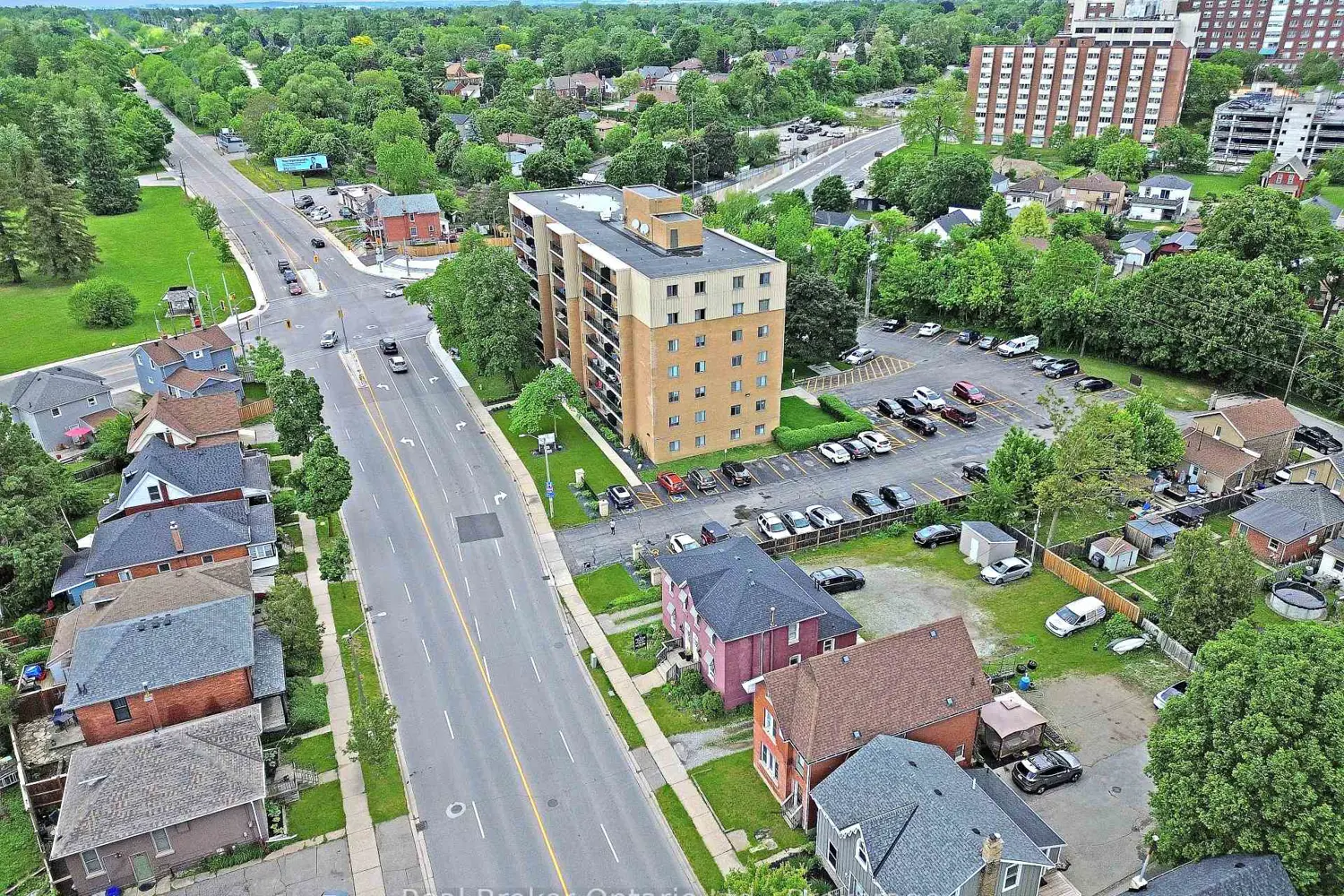Additional image 13 of 275 Brant Avenue