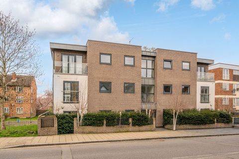 Valley Road, Streatham, London SW16