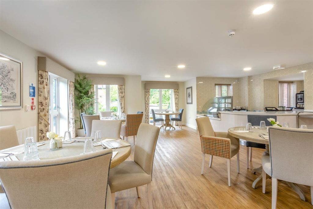 Additional image 32 of 2 bed flat for saleSaxon Gardens, Penn Street, Oakham, Rutland LE15