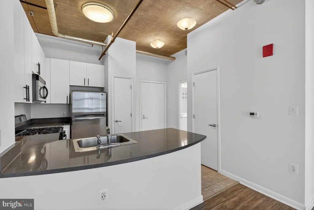 Additional image 5 of 1300 N Street NW Unit 518, Washington, DC 20005