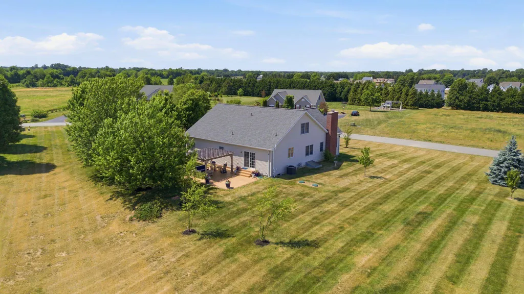 988 Cool Breeze Drive, Clayton, DE 19938