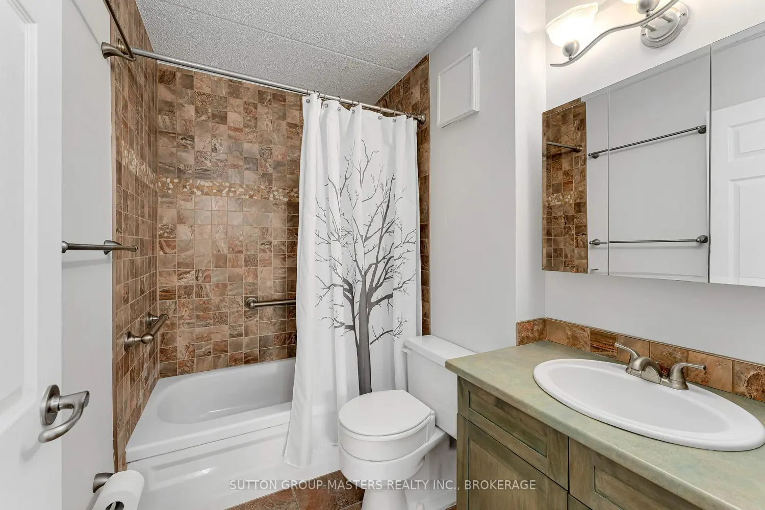Additional image 18 of 610 William Street South 302