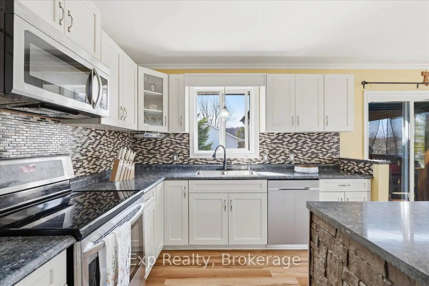 Additional image 8 of 113 Deerfield Drive