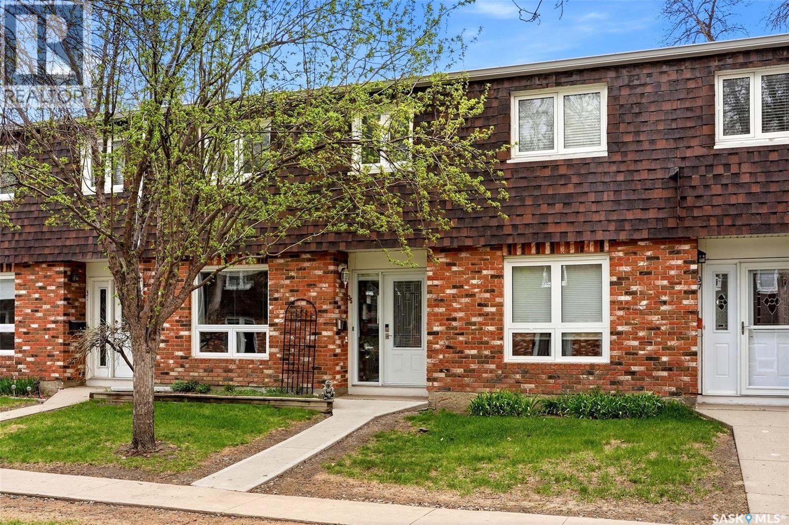 35 Spruceview ROAD