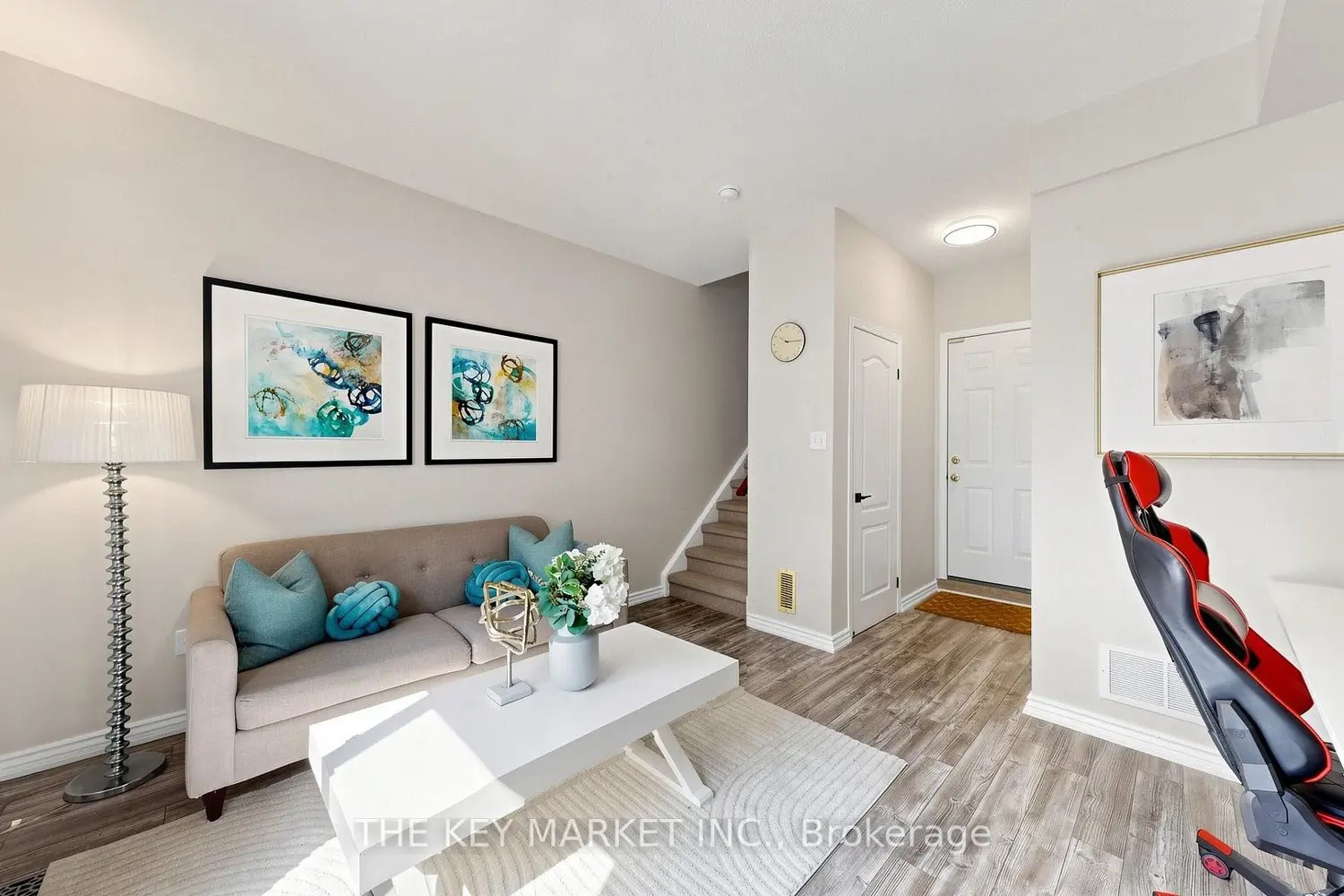 Additional image 17 of 435 English Rose Lane 14