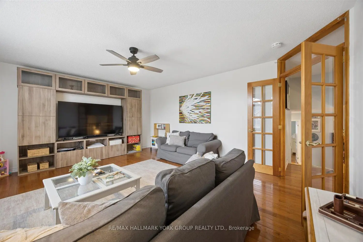 74 Wrendale Crescent photo 5