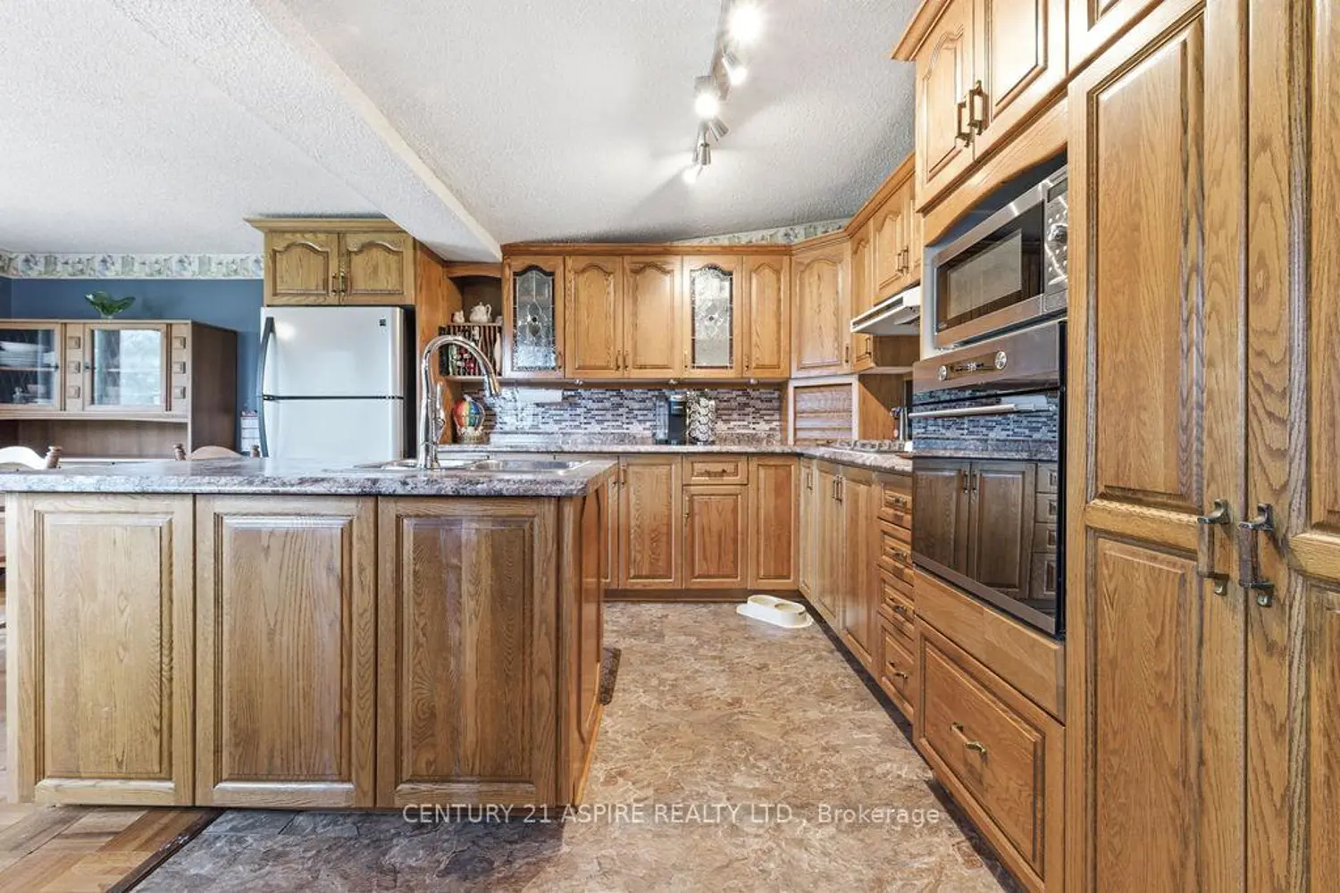 Additional image 7 of 620 Birch Street