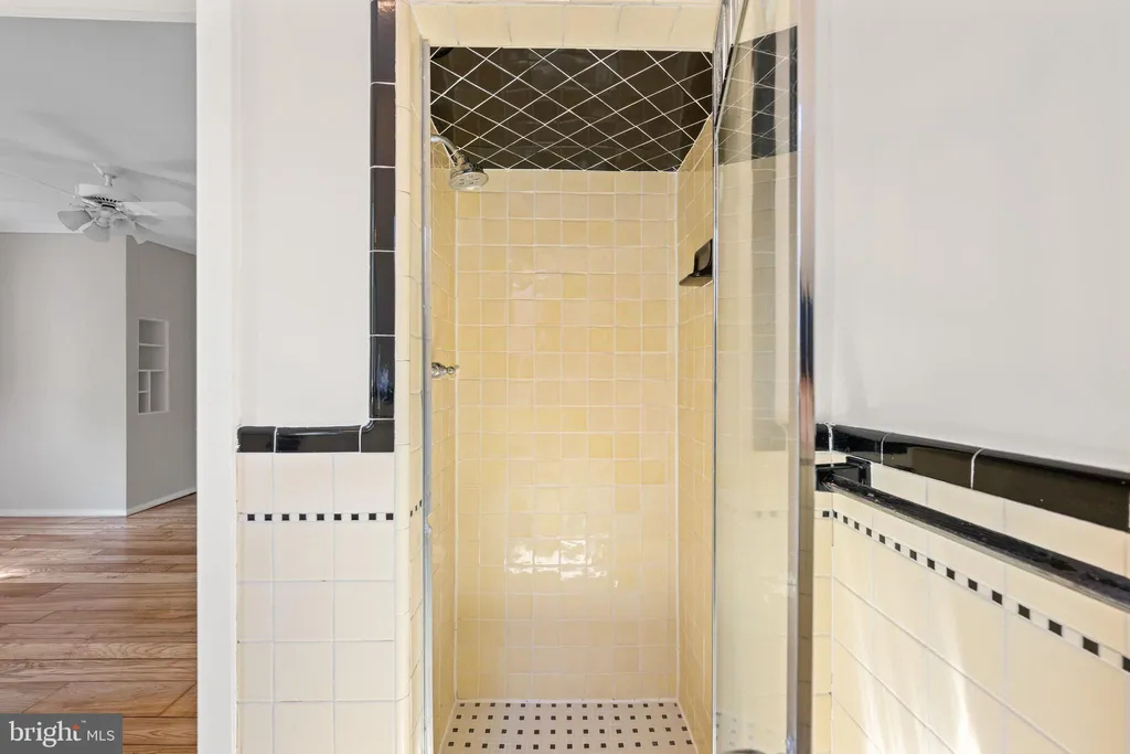Additional image 16 of 6121 14th Street NW, Washington, DC 20011