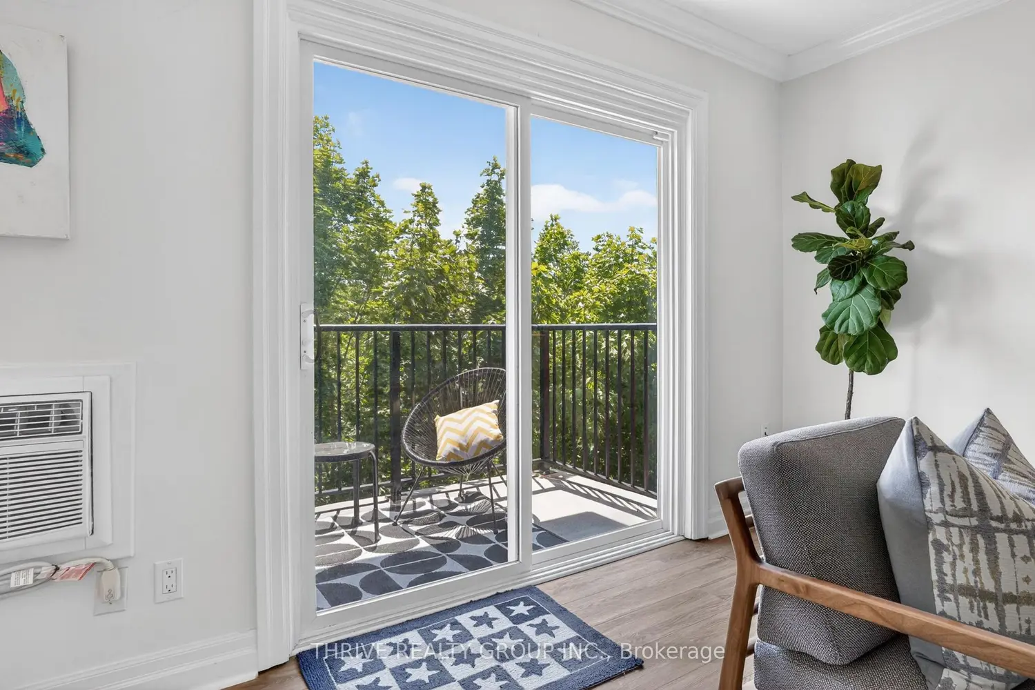 Additional image 8 of 570 William Street 603