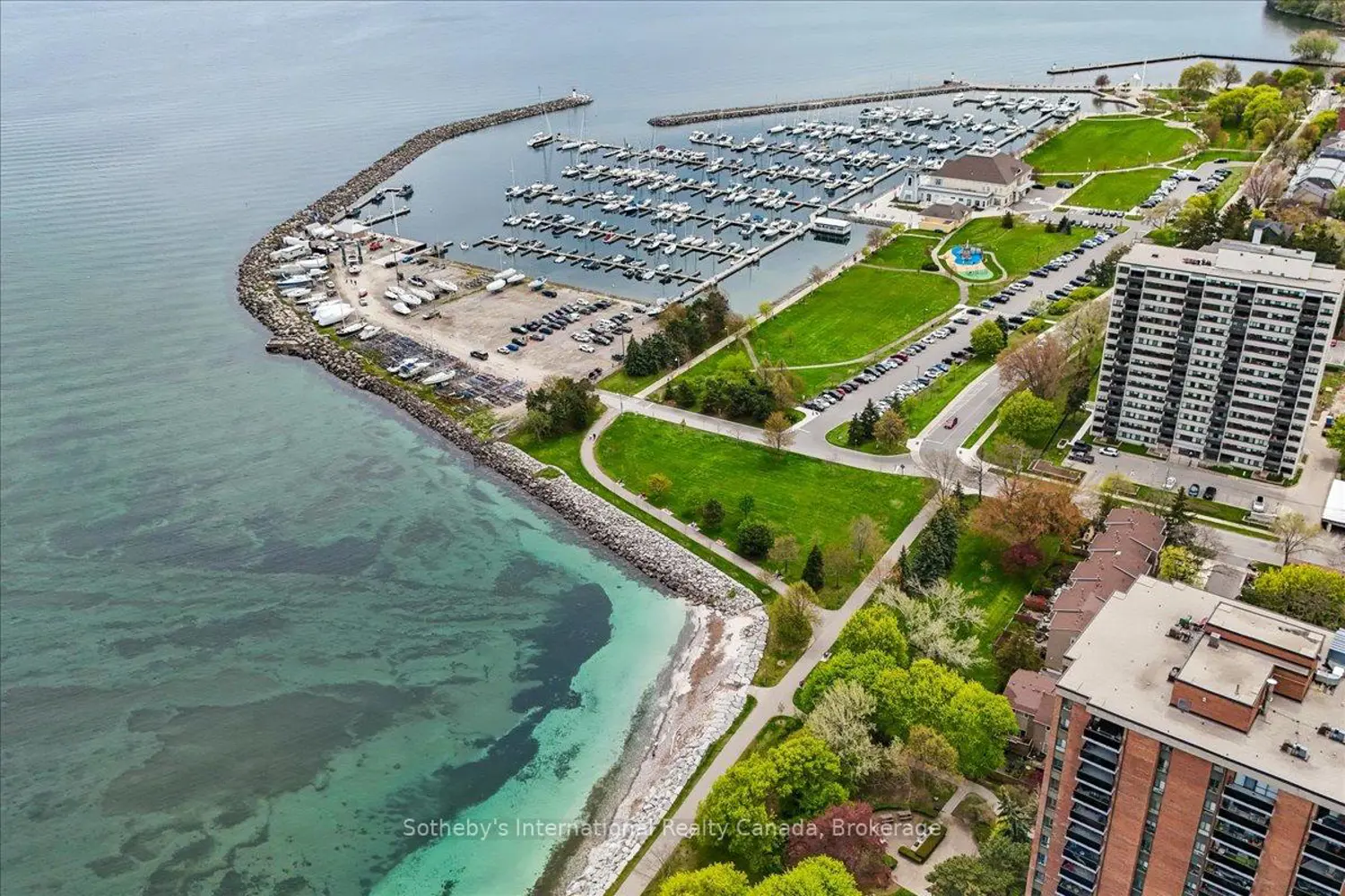 2170 Marine Drive 2104