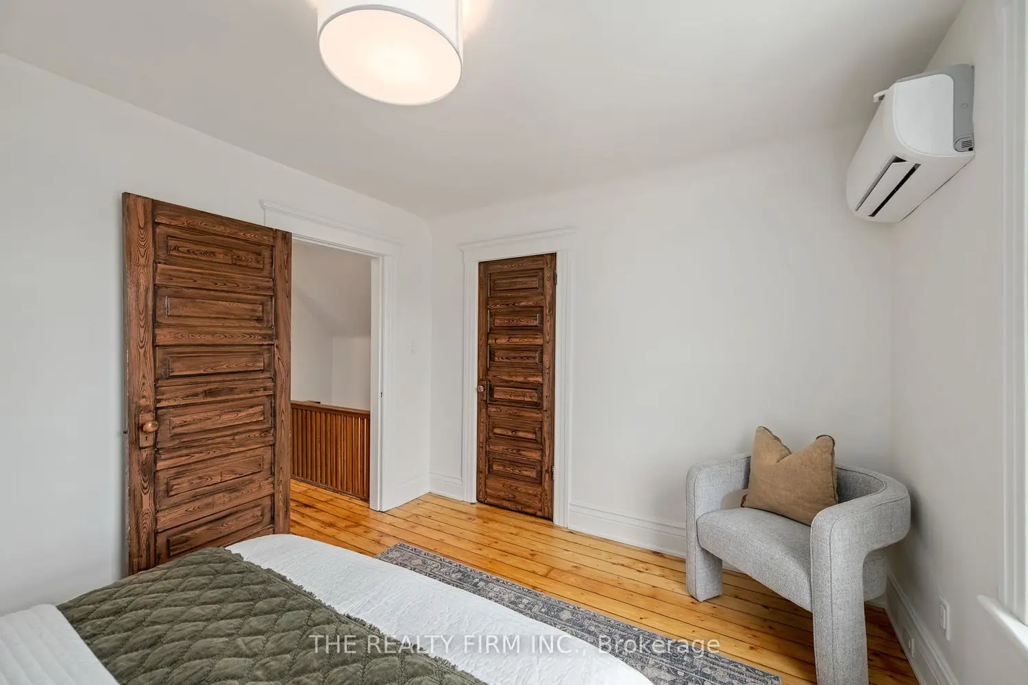 Additional image 17 of 908 Dufferin Avenue