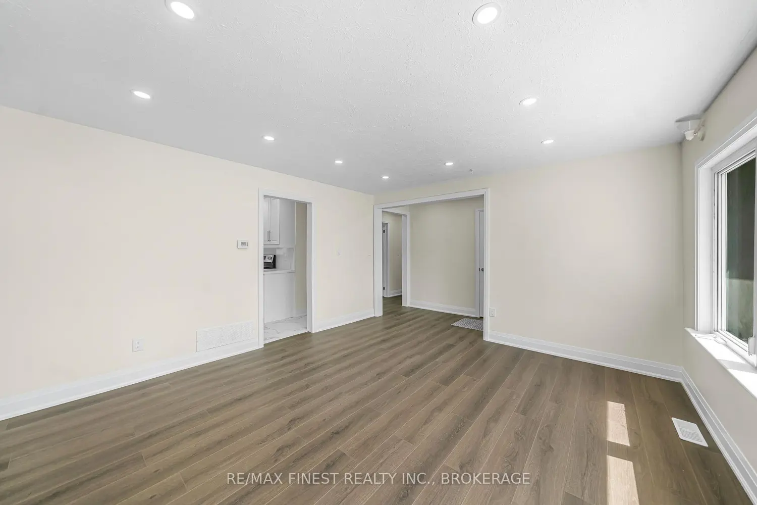 Additional image 7 of 320 Academy Street