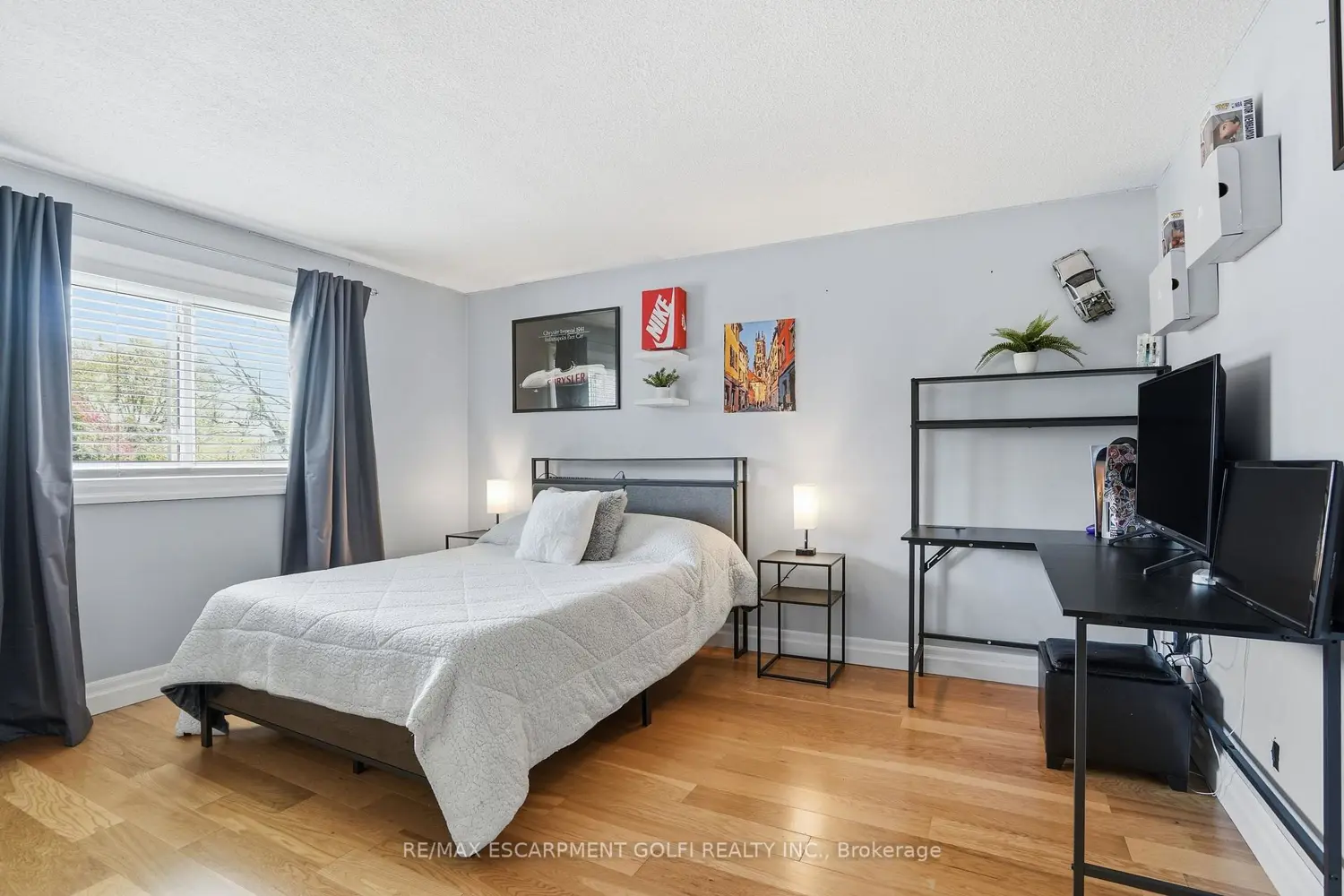 Additional image 9 of 1 Oakmeadow Place