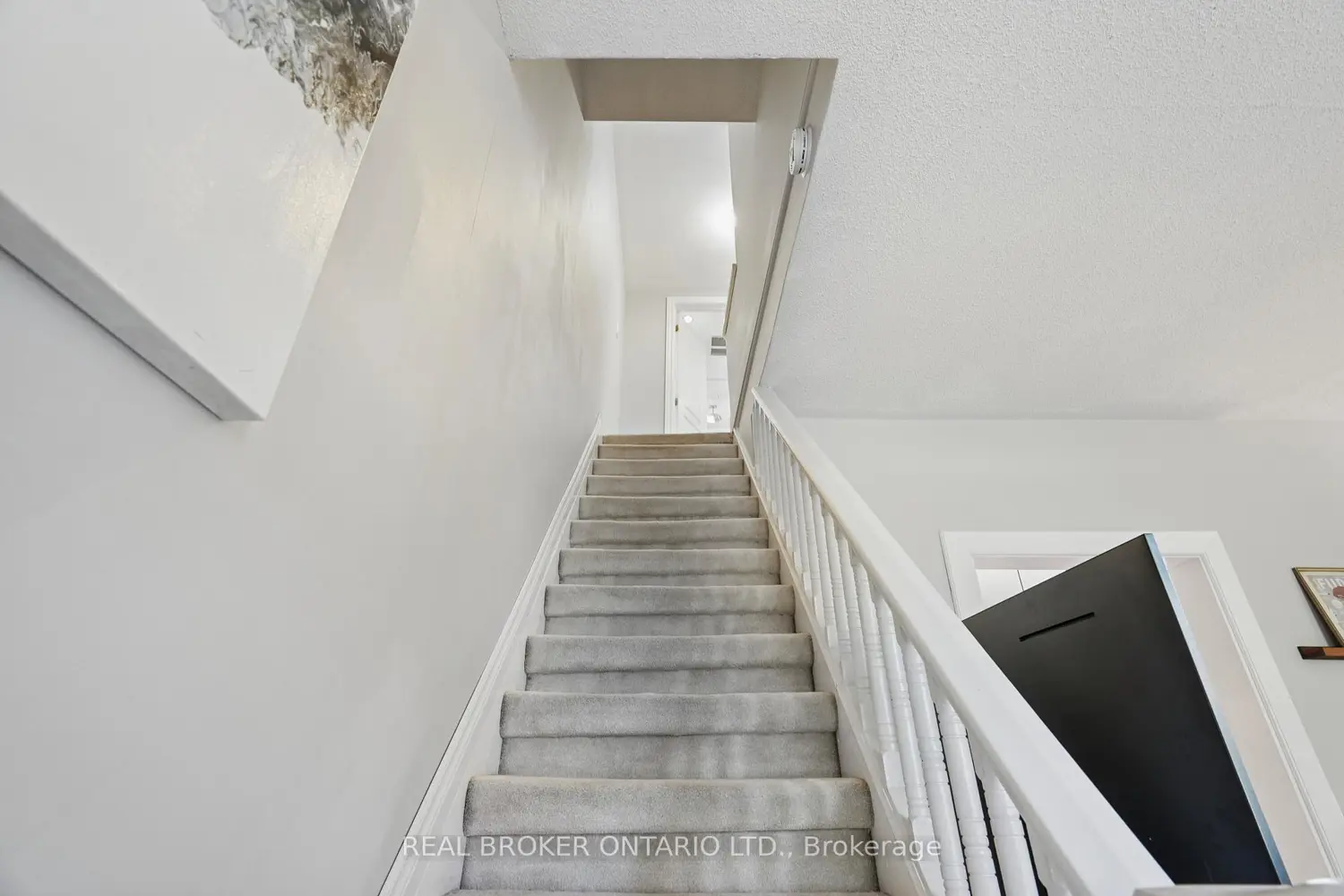 Additional image 8 of 2055 Embleton Road